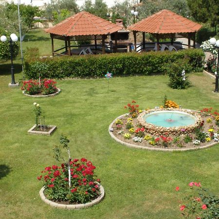 Hotel Katerina 케라모티 외부 사진